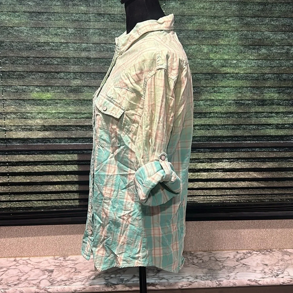Jachs Girlfriend Women’s Ombré Green Plaid LS Snap Front Cotton‎ Shirt Large - Picture 3 of 9